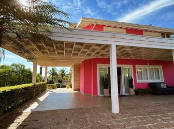 Rural · 1100m² · 5 Quartos · 3 Vagas · Chácara á venda em condominio fechado !!