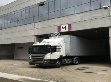 Comercial · 1600m² · 8 Vagas · Pavilhão/Galpão Em condomínio em Jardim Alvorada, Jandira/SP