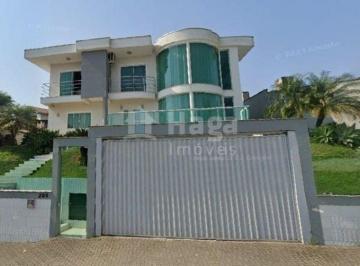 Casa · 302m² · 3 Quartos · 4 Vagas · Casa à venda no Bairro Santa Terezinha em Gaspar/SC