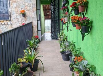 Casa · 157m² · 3 Quartos · 4 Vagas · Sobrado para venda e aluguel em Gopoúva de 157.00m² com 3 Quartos, 1 Suite e 4 Garagens