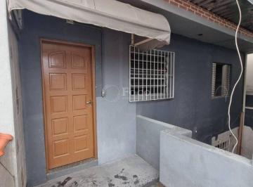 Casa · 40m² · 1 Quarto · Casa para alugar em Vila São Ricardo de 40.00m² com 1 Quarto