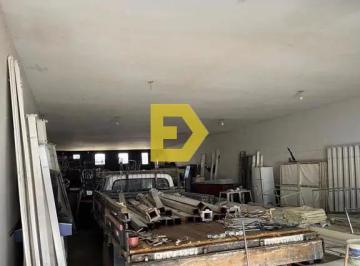 Comercial · 286m² · Galpão / Depósito / Armazém para venda em Santana de 286.00m²