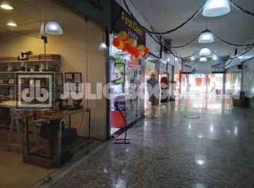 Comercial · 61m² · Loja :  / Comercial / Jardim Botânico