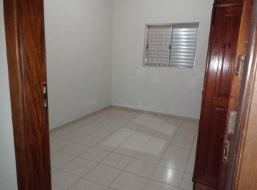Casa · 183m² · 3 Quartos · 2 Vagas · Sobrado para venda em Centro de 183.00m² com 3 Quartos, 1 Suite e 2 Garagens