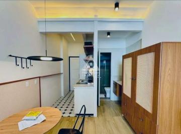 Apartamento · 34m² · 1 Quarto · Studio reformado no Centro.