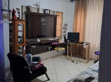 Sala · Sobrado com 4 Dormitórios e 2 Vagas à Venda na Vila Curuçá