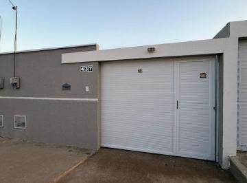 Casa · 75m² · 2 Quartos · 2 Vagas · Oportunidade única para adquirir uma casa no Loteamento Park Vitoria, em Itaitinga! Com uma área tot