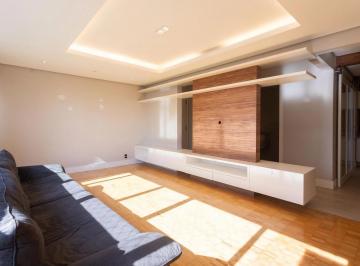 Apartamento · 141m² · 3 Quartos · 1 Vaga · 3 dormitórios na Padre Chagas