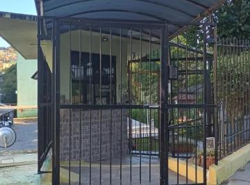 Apartamento · 44m² · 2 Quartos · Apartamento 2 dormitórios no Bairro Jardim Carvalho.
