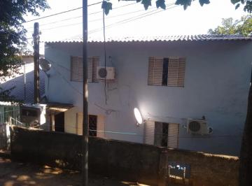Casa · 132m² · 3 Quartos · Terreno com casa no Jd Carvalho.