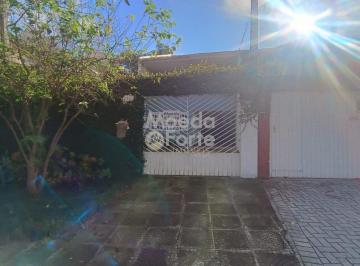 Casa · 130m² · 3 Quartos · Casa para aluguel - em Pilarzinho
