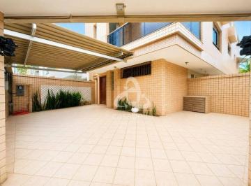 0e405908bd196da7ee14cc93a24edf35cc8597f4 · Casa com 3 dormitórios à venda, 100 m² por R$ 2.450.000,00 - Ponta da Praia - Santos/SP