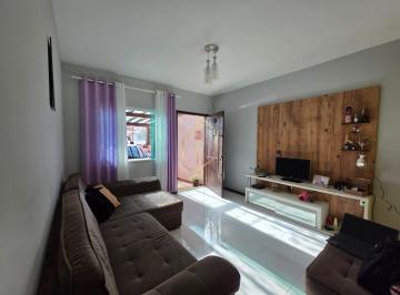 Casa · 64m² · 2 Quartos · 1 Vaga · Sobrado à venda no bairro Jardim Iririú - Joinville/SC