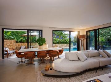 Casa · 311m² · 3 Quartos · 3 Vagas · Sobrado Alto Padrão no América - Joinville/SC