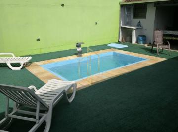 Casa · 200m² · 3 Quartos · 2 Vagas · Casa em Floresta, Joinville/SC