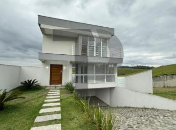 Fachada · Casa à venda no Alphaville! Excelente imóvel em condomínio de alto padrão, com amplo espaço e acabam