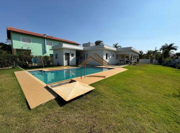 Casa de 4 quartos, Porangaba · Casa em condomínio a venda com 4 dormitórios, ampla área de lazer com piscina em alvenaria