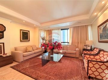 Apartamento · 337m² · 4 Quartos · 4 Vagas · Apartamento alto padrão 4 quartos, nascente, prédio pastilhado, lazer completo em Ondina