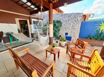Casa de 6 quartos, Brasília · Sobrado - 6 Quartos - QNL 12 - Piscina Aquecida - Taguatinga Norte