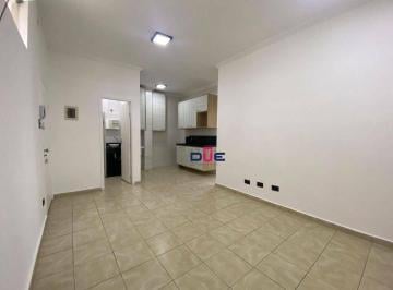 744a8e1a62b8d7cdbdc995aad637d31fc619c34d · Apartamento 2 dormitórios para locação no coração do Gonzaga – a menos de 100 metros da praia!