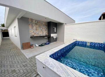 Casa de 2 quartos, Itanhaém · Casa com piscina e 2 quartos em Itanhaém.