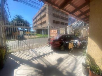 Casa de 3 quartos, Riacho Fundo · Casa à venda no Riacho Fundo I com 3 quartos, garagem para 2 carros e excelente localização