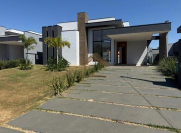 Casa de 3 quartos, Porangaba · Magnífico imóvel a venda no Ninho Verde 1, contendo 3 dormitórios e uma ampla área de lazer