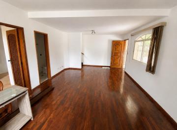 Casa de 3 quartos, São Paulo · Sobrado amplo, 3 dormitórios e excelente custo-benefício na região.