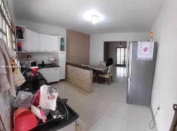 Casa en Venda de 3 quartos Vale do Sol · Casa com 80 m² e 3 quartos à venda em Vale do Sol