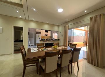 Casa · 219m² · 3 Quartos · 4 Vagas · Casa à venda em Araçoiaba da Serra, Jd Garret, com 3 suítes, com 219 m²,  Condomínio Lago da Serra