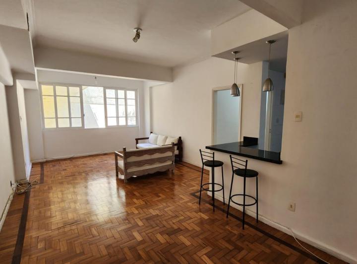 Foto do imóvel - Composto por: Sala, 3 quartos sendo um deles suíte, cozinha americana, banheiros social e.