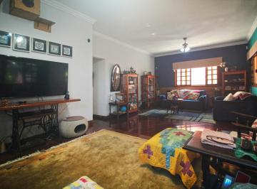 IMG_20260627_061513_000.jpeg · Agradável casa para venda em Jardim Petrópolis com 4 quartos, sendo 4 suítes, 271m² - remaxfront#TJT
