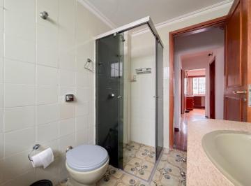 IMG_20260620_181556_000.jpeg · Aconchegante apartamento para venda em Higienópolis com 3 quartos, sendo 1 suíte, 209m² - remaxfront