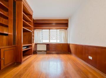 IMG_20260701_181546_000.jpeg · Confortável apartamento para venda em Higienópolis com 3 quartos, sendo 1 suíte, 209m² - remaxfront#