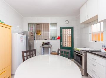 8713dc43-f41b-4012-93a3-8197dd3760b1 · Confortável casa para venda em Parque da Lapa com 4 quartos, sendo 1 suíte, 190m²