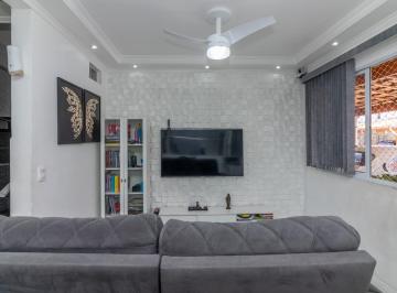 0615e2cd-2e37-4e96-9a98-06393ce99782 · Casa no condomínio Villagio Di Ravenna para venda com 3 quartos, 134m²