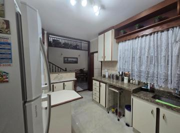 480b0844-c211-4012-ba04-cb053ce65a4e · Elegante casa para venda em Jardim Vista Linda com 3 quartos, sendo 1 suíte, 219m²