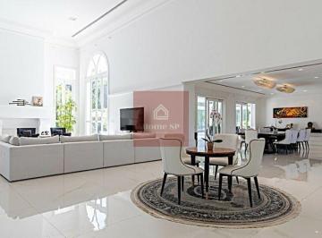 Casa · 1050m² · 5 Quartos · 10 Vagas · Linda MANSÃO, 1050 m2AC e 2000 m2AT, 10 vagas com piscina e quadra