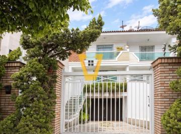 Casa · 230m² · 4 Quartos · 4 Vagas · Sobrado para venda em Santana com 4 quartos, sendo 3 suítes, 230m²