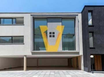 Casa · 686m² · 4 Quartos · Casa em condomínio para venda com 4 quartos, sendo 4 suítes, 686m²