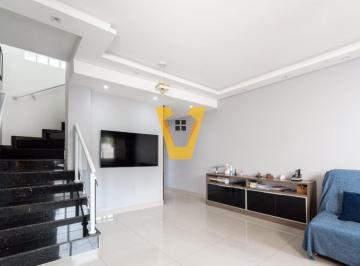 Casa · 187m² · 3 Quartos · 4 Vagas · Casa para venda em Cambuci com 3 quartos, sendo 3 suítes, 187m²