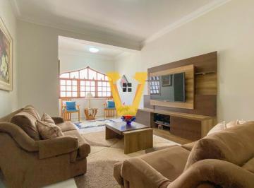 Casa · 275m² · 5 Quartos · 4 Vagas · Casa para venda em Cambuci com 5 quartos, sendo 3 suítes, 275m²