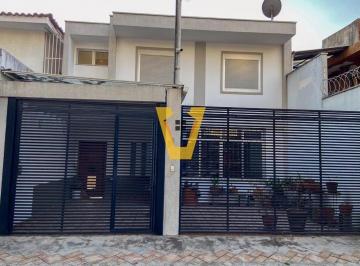Casa · 172m² · 3 Quartos · 2 Vagas · Casa de vila para venda em Campo Belo com 3 quartos, sendo 3 suítes, 172m²