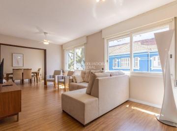 Apartamento · 147m² · 4 Quartos · 1 Vaga · Amplo imóvel gaden, reformado com 4 dormtórios na Av  Independência