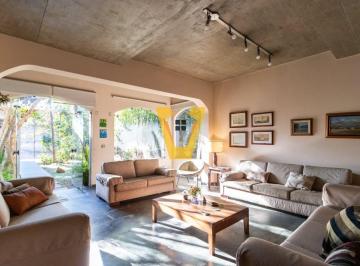 Casa · 329m² · 4 Quartos · 4 Vagas · Casa para venda em Campo Belo com 4 quartos, sendo 1 suíte, 329m²