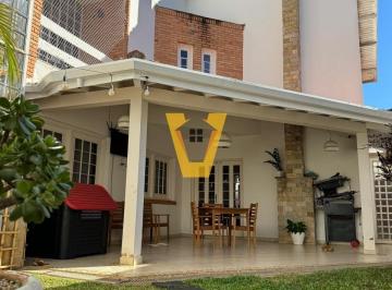 Casa · 383m² · 4 Quartos · 3 Vagas · Casa para venda em Vila Irmãos Arnoni com 4 quartos, sendo 2 suítes, 383m²