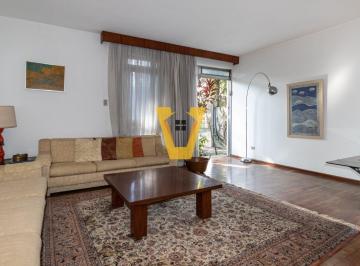 Casa · 209m² · 5 Quartos · 2 Vagas · Sobrado para venda em Moema com 5 quartos, sendo 1 suíte, 209m²