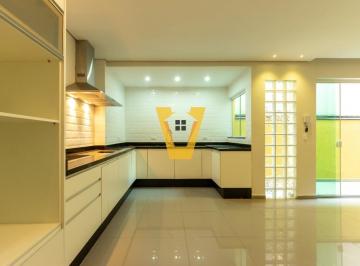 Casa · 240m² · 3 Quartos · 2 Vagas · Sobrado para venda em Vila Palmeiras com 3 quartos, sendo 3 suítes, 240m²