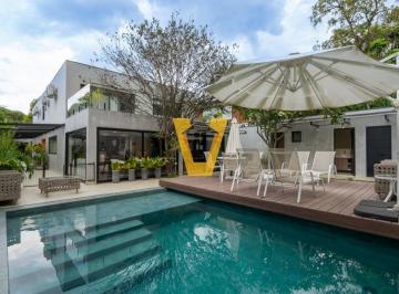 Casa · 344m² · 4 Quartos · 3 Vagas · Casa para venda em Alto de Pinheiros com 4 quartos, sendo 4 suítes, 344m²