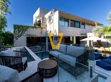 Casa · 591m² · 5 Quartos · 7 Vagas · Casa no condomínio Alphaville 3 para venda com 5 quartos, sendo 4 suítes , 591m²